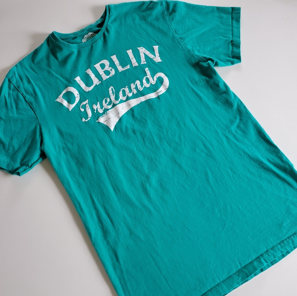 Traditional Craftware tee size large